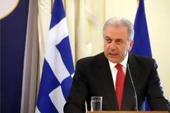 Αβραμόπουλος: «Οι γερμανικές αποζημιώσεις είναι θέμα της διεθνούς δικαιοσύνης»