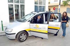 Γαλάτσι: Ακινητοποιημένο λόγω έλλειψης καυσίμων το ειδικό αυτοκίνητο του «Βοήθεια στο Σπίτι»