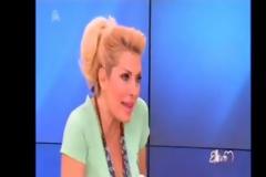 Η έκπληξη της Ελένης Μενεγάκη στο άκουσμα της είδησης ότι ο Aρναούτογλου θα γίνει μπαμπάς!