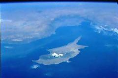 Η Κύπρος στο τέλος μίας σκοτεινής διαδρομής
