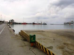 Φωτογραφία για Πάτρα: Στο... σφυρί το λιμάνι - Στο Yπουργείο σήμερα για το σχέδιο για την αξιοποίηση μεγάλων λιμένων της χώρας