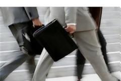 Πάτρα: Έφοδος Eπιθεωρητών σε δημόσιες Υπηρεσίες - Ψάχνουν 