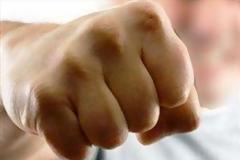 24χρονος Μαροκινός λαθρομετανάστης έκλεψε την τσάντα 13χρονου