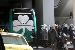 Επίθεση στο πούλμαν του Παναθηναϊκού!