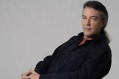 Γιάννης Μηλιώκας: Μιλάει για τα δύσκολα παιδιά του χρόνια