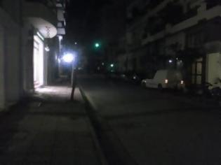Φωτογραφία για Δυτική Eλλάδα: Η κρίση έσβησε τα φώτα σε δρόμους και πλατείες