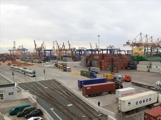 Φωτογραφία για Η Cosco έλαβε θέση διεκδίκησης του μεγαλύτερου λιμανιού της χώρας