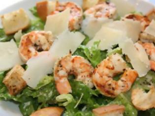 Φωτογραφία για H συνταγή της ημέρας: Caesar salad με γαρίδες