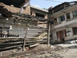 Φωτογραφία για Eικόνες αποκάλυψης στην Κίνα μετά το φονικό σεισμό - Βίντεο-σοκ από το χτύπημα του εγκέλαδου