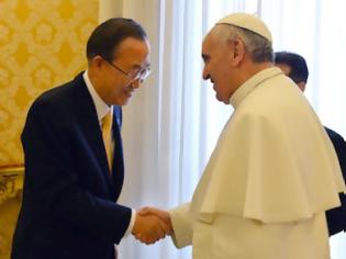Φωτογραφία για «Παγκόσμιο πνευματικό ηγέτη» αποκάλεσε τον Πάπα ο γ.γ. του ΟΗΕ Μπαν Κιν Μουν