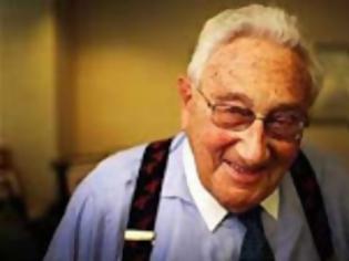 Φωτογραφία για Απίστευτη συνέντευξη του Kissinger | Αν δεν μπορείτε να ακούσετε τα τύμπανα του πολέμου πρέπει να είστε κουφοί... !!!