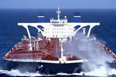 Bloomberg: Οι Έλληνες Εφοπλιστές Αγοράζουν Πλοία Φοβούμενοι «Κούρεμα» Καταθέσεων