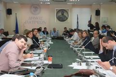 Πάτρα: Παρουσία δεκάδων μελών του ΣOΨΥ η συνεδρίαση του Δημοτικού Συμβουλίου