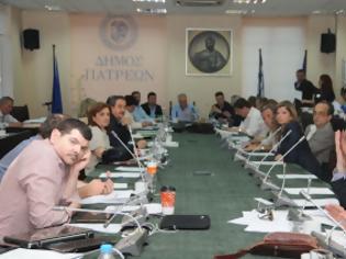 Φωτογραφία για Πάτρα: Παρουσία δεκάδων μελών του ΣOΨΥ η συνεδρίαση του Δημοτικού Συμβουλίου