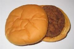 Η περίπτωση του χάμπουργκερ που επιζεί από το 1999!