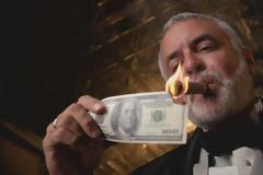 Στην Ελληνική Λέσχη της Απάτης όλα μεταμφιέζονται στο αντίθετό τους