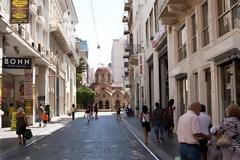 Σε ισχύ από σήμερα Τετάρτη, το πασχαλινό ωράριο