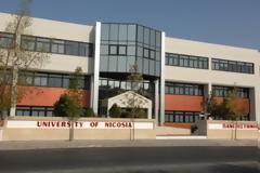 Το ΑΚΕΛ χαιρετίζει τη μείωση των διδάκτρων