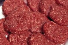 Aυτά είναι τα πιο επικίνδυνα κρέατα που μπορεί να φάει κανείς