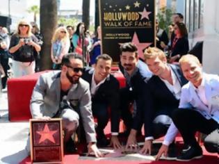 Φωτογραφία για Backstreet Boys: Απέκτησαν το δικό τους αστέρι στη Λεωφόρο της Δόξας