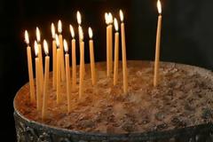 Πήραν ακόμη ... και τα μανουάλια!