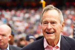 «Ικανοποιημένος» από την εισβολή στο Ιράκ ο Τζορτζ Μπους