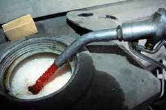 Νεαροί έκλεψαν 500 λίτρα πετρέλαιο από σχολείο στα Τρίκαλα