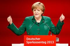 Μέρκελ: Η Γερμανία δεν θα αποσυνδεθεί από την κρίση στην υπόλοιπη Ευρωζώνη