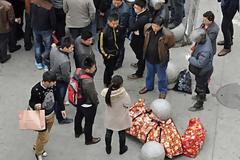 ΣΟΚ: Γονείς μετέφεραν με λεωφορείο μέσα σε τσάντα το νεκρό σώμα της κορούλας τους!