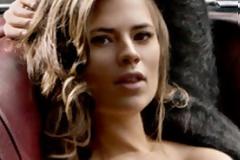 Η εκρηκτική Χέιλι Άτγουελ θέλει να γίνει η επόμενη Λάρα Κροφτ