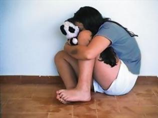 Φωτογραφία για Σοκ στον Κουρνά Χανίων: «Πα-τέρας» κακοποιούσε σεξουαλικά τις ανήλικες κόρες του