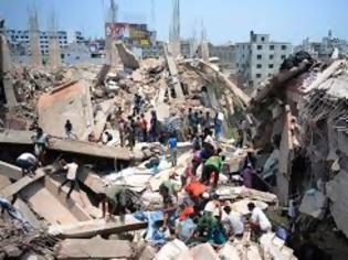 Φωτογραφία για Ανασύρθηκαν ζωντανοί 45 εργαζόμενοι στο κτίριο που κατέρρευσε την Τετάρτη στο Μπαγκλαντές