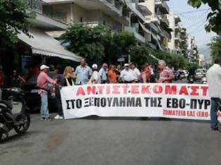 Φωτογραφία για Η κινητοποίηση των εργαζομένων στα Ελληνικά Αμυντικά Συστήματα προκειμένου να εκθέσουν τα αιτήματά τους [video]