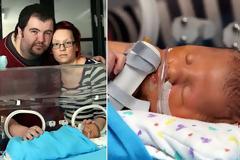 Το μωρό που έχει κάνει τους γιατρούς να θέλουν να σκίσουν τα διπλώματά τους!