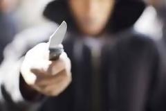 Μαχαίρωσε τον σύντροφο της πρώην γυναίκας του