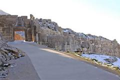 Μεγάλοι σεισμοί κατέστρεψαν τις Μυκήνες