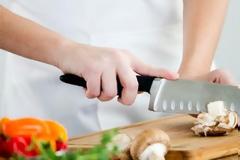 3 λάθη στην κουζίνα που… αγαπάνε τα μικρόβια