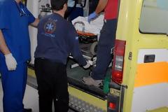 Σοκ: Τρίχρονο κοριτσάκι στις ρόδες αυτοκινήτου