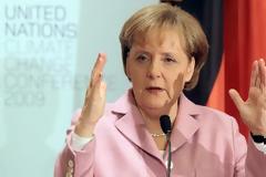 Γερμανία: «Πέφτει» δημοσκοπικά η Μέρκελ