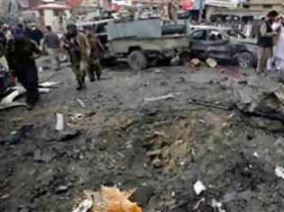 Φωτογραφία για Πακιστάν: Δέκα νεκροί έπειτα από έκρηξη βόμβας σε πολιτικά γραφεία