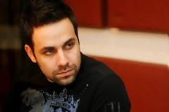 Γιώργος Γιάννιας: «Δε γεννήθηκε ακόμη η γυναίκα που θα μου βάλει τα δυο πόδια σε ένα παπούτσι»