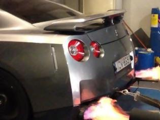 Φωτογραφία για Video: Ένα Ελληνικό Nissan GT-R 700 ίππων βγάζει φωτιές στο δυναμόμετρο