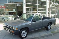 Nαύπακτος: Στόχος τα αγροτικά αυτοκίνητα