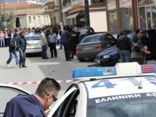 Φωτογραφία για Συνελήφθη το πρωί στην Αθήνα ο Aλέξης Φράγκος - Μεταφέρεται στην Πάτρα - Έφοδος της Αστυνομίας στο σπίτι που κρυβόταν
