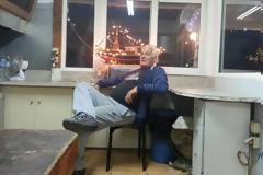 Bαγγέλης Ρωχάμης: Η ήσυχη ζωή στην Εύβοια και οι επώνυμοι φίλοι του!