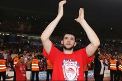 ΠΑΠΑΝΙΚΟΛΑΟΥ : ΞΕΣΠΑΣΑ ΕΠΕΙΔΗ ΕΚΑΝΑ ΔΥΟ ΜΕΓΑΛΑ ΛΑΘΗ... ΕΥΧΑΡΙΣΤΟΥΜΕ ΤΟΝ ΚΟΣΜΟ ΜΑΣ!