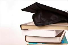 Αυστηρό ξεσκόνισμα στα προσόντα δημοσίων υπαλλήλων