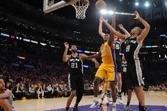 Διέσυραν τους Λέικερς στο σπίτι τους