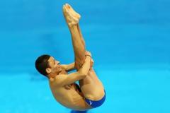 Καταδύσεις: Πέμπτοι οι Παπαρούνας και Φαφαλής