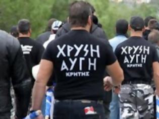 Φωτογραφία για Eπεισόδια στη Λάρισα - Πέταξαν καφέδες και νερά σε βουλευτή της Χρυσής Αυγής που πήγε να δώσει αίμα «μόνο για Έλληνες»